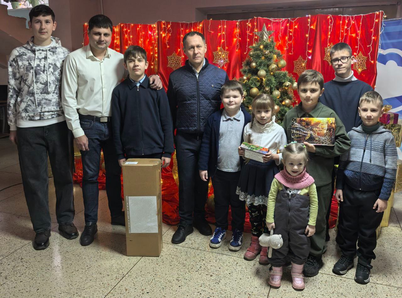 Елка желаний 2.jpg Елка желаний 2.jpg